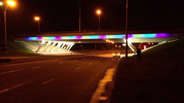 Южные ворота в Москву украшены подсветкой 1 Без названия