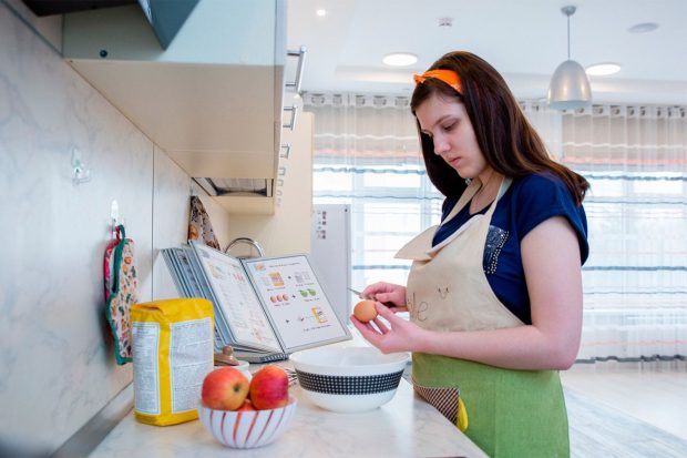 Собянин: Социальную помощь на дому в Москве получают все, кому это необходимо 10 3d809d97113e819ea35a04e71cabf755