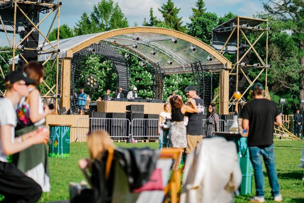 7347f792db4817790ed4614c5bfea3c6