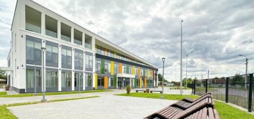 7f51f8776e372548b420732a05f96f15