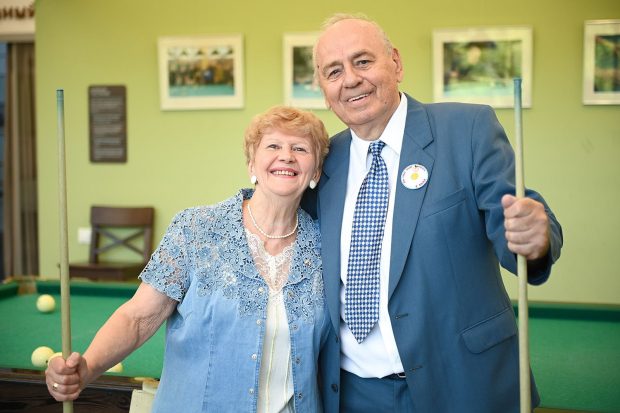 Участников проекта «Московское долголетие» поздравили с юбилеями супружеской жизни 2 203365806e065e6719f2795037aa155b