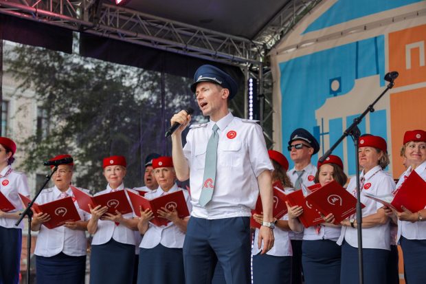 69110b9f09874aead0328601c0fa3d57