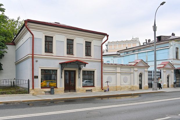 73a73d0fc045536bcb229c172e24660e