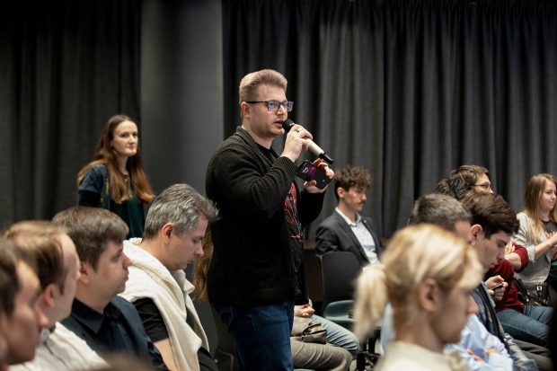 c839dea2458146427111113117d4769a