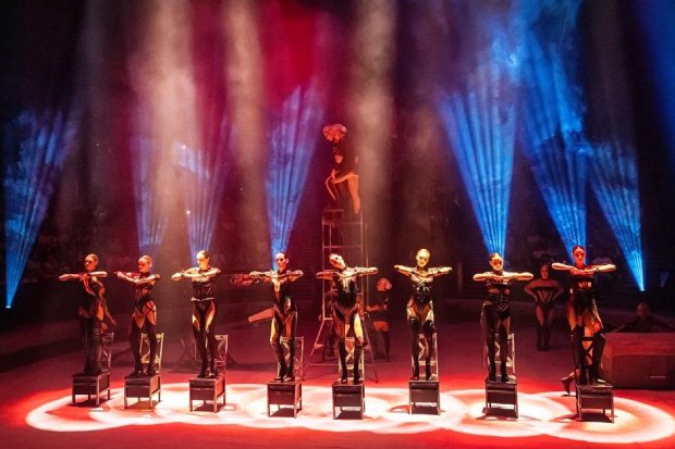 Эквилибр, акробатика и джигитовка: в Москве прошел цирковой фестиваль «Идол-2024» 2 d2d817698044edf133eae8dbc79465f3