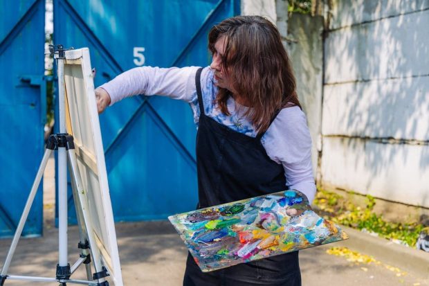 Монументальная живопись, графика и аллегория: какие работы создают участники проекта «Искусство в метро» 8 06913f5c45705a5cffec4fd13076edd2