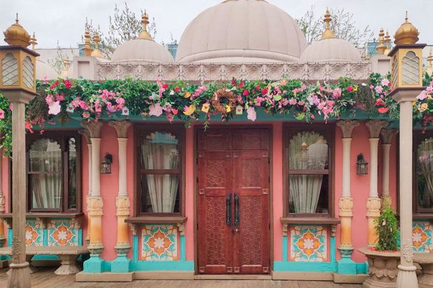 Сцена-амфитеатр, шале или подиум: какие площадки можно забронировать в СВАО во время фестиваля «Лето в Москве. Все на улицу!» 2 296f5e97469d4f56fe554caea72106ff