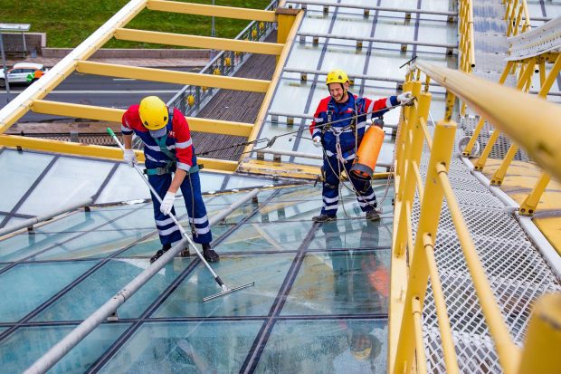 40b355d985ef57abd02f0b9599abd3d8