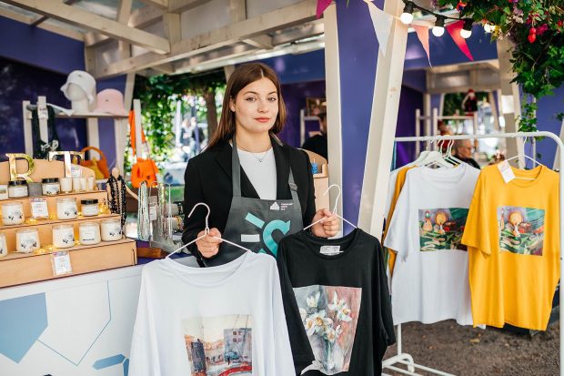 Более 800 тысяч рублей собрали НКО на благотворительном маркете форума-фестиваля «Территория будущего. Москва 2030» 16 592af0ba77a4c3c0c5fdccf4f94e36df