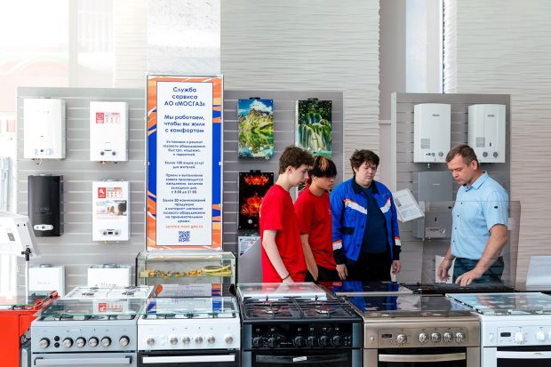 Около тысячи детей из семей участников СВО за два года прошли оплачиваемые стажировки в Москве 9 8053e55201253b2129b4a975f4e075aa