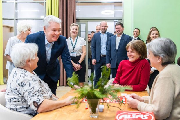 9a6cf18ea10c584b83e88e0df45c5197