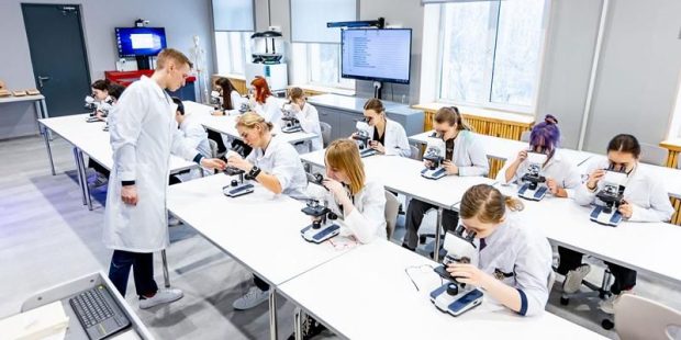 e9f0c11ead6ec660b6c0d717a6efb5c8