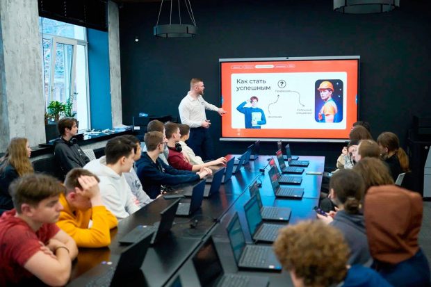 В инновационном кадровом центре можно освоить одну из 75 профессий — Собянин 2 efe2a52fa67d1d2c6125d9f0425adf76