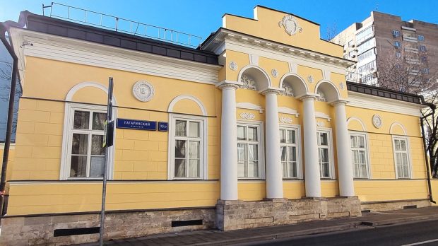 f1aa7e90ce32d4247f16bec811b3fc43