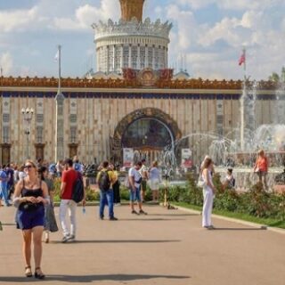 fa711474914c5f2c808d57813c98b944