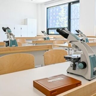 34200803a8f8da181335a24b5f1eaf44