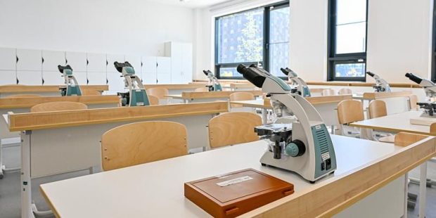 34200803a8f8da181335a24b5f1eaf44