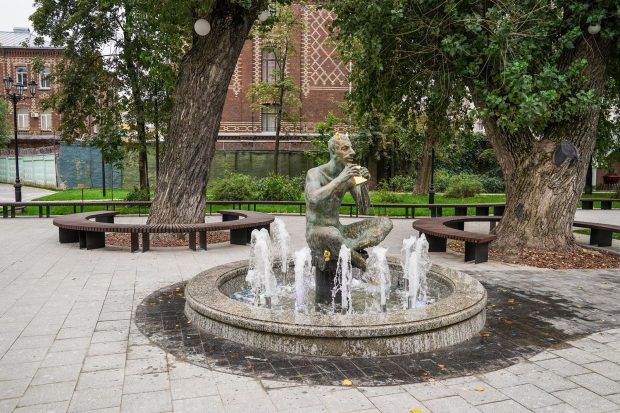 35a76490870ab2a02b3c018545efbdee