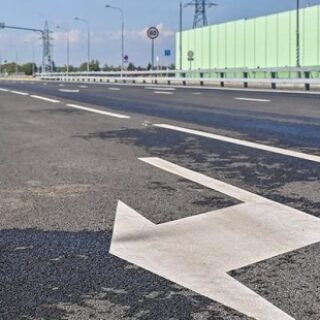 3b056d89f6c4be0d29396799ee70d871