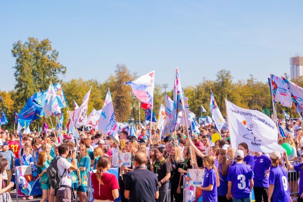 Московские школьники вместе с олимпийскими чемпионами открыли в «Лужниках» новый спортивный сезон 4 ac919cbfe8c603a1912fd507b598d6e9