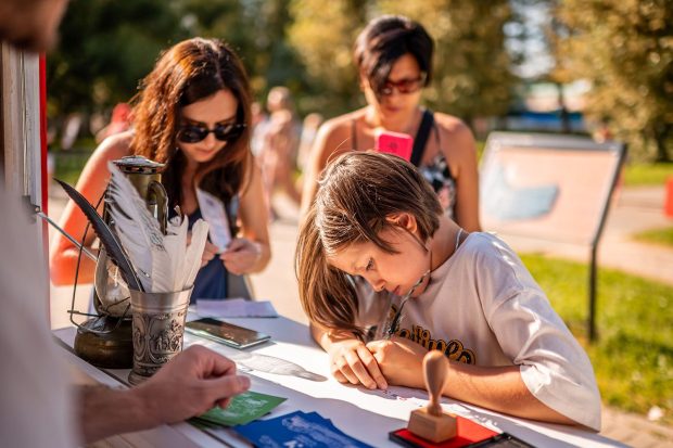 bb7f00e72567321e3c42015002bf1ed3