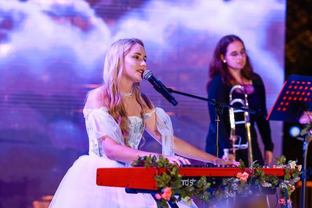 cc9e4c83796cfbcca16ada59bdd2629e