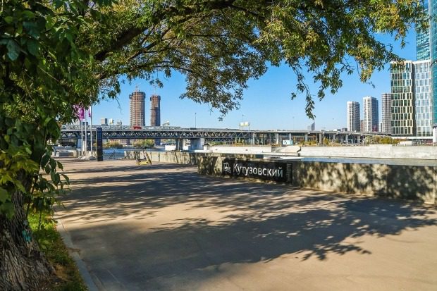 Территории возле причалов Кутузовский и Сити — Багратион благоустроили 9 0126cc7261e7b685c62218464653dbc9