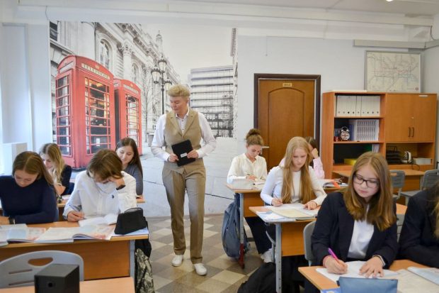 3b40d7d353b81d4adda05d2a8e9b1d0f