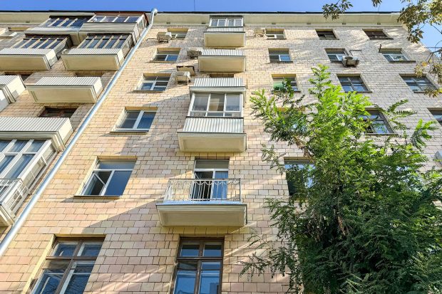 Более 70 домов с венчающими карнизами обновят по программе капремонта в 2024 году 6 e074dd8f28c45a0d382a30dfdbbc3c6b