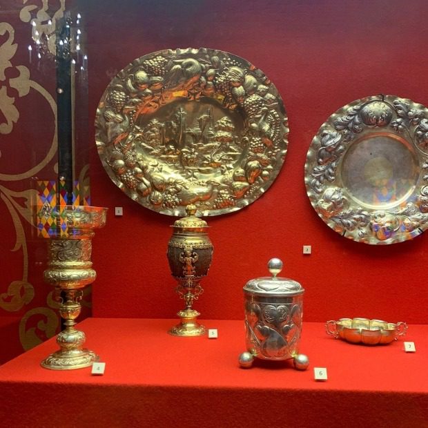 f62c10db4ea7f1968edbab4d613227ce