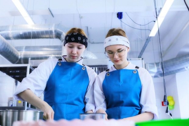 f7fdfaa0135a3d87fa346cdde76e1ade