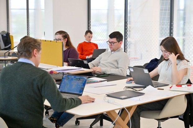 9872d54b5983d259c89e645833cc27b6