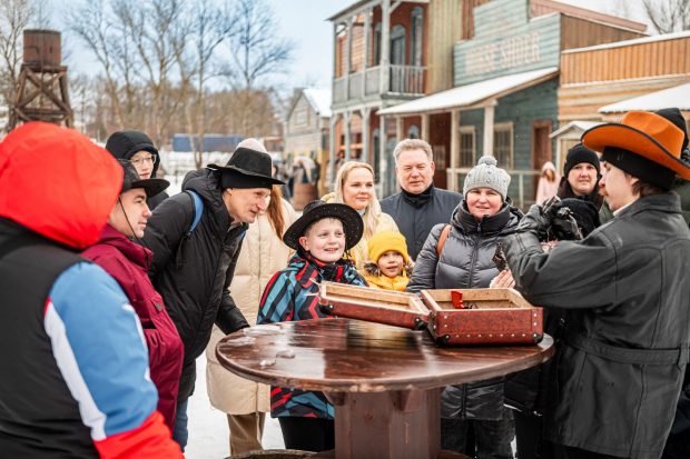 Фильмы, театр и исторические реконструкции: что ждет гостей кинопарка «Москино» 7–8 декабря 23 3724b082e53ba88db31c1265b8767d83