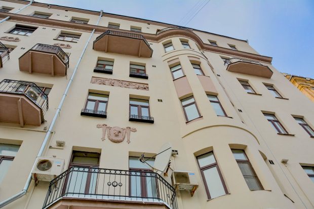 В смешении стилей и эпох: на проспекте Мира капитально отремонтировали 50 многоквартирных жилых домов 5 53e63a6ebd422d3b38a1842f2b91c2ad