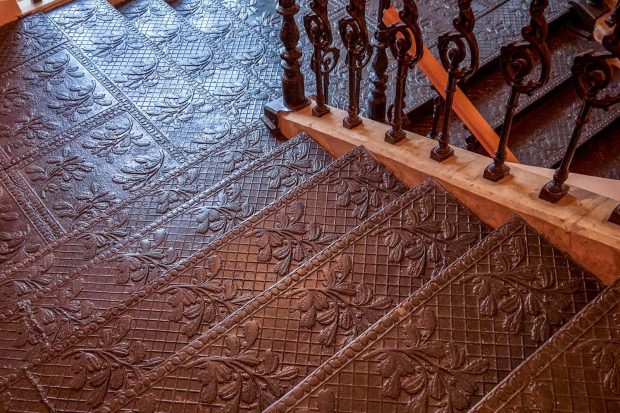 7d2cd21a1751de946d80c07f1a3480e8