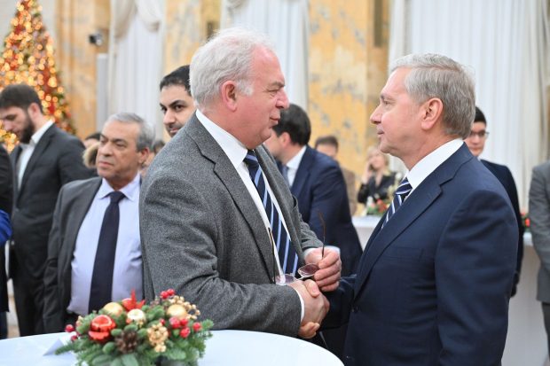 a6fff670623cccbf2220e88bb72e2495