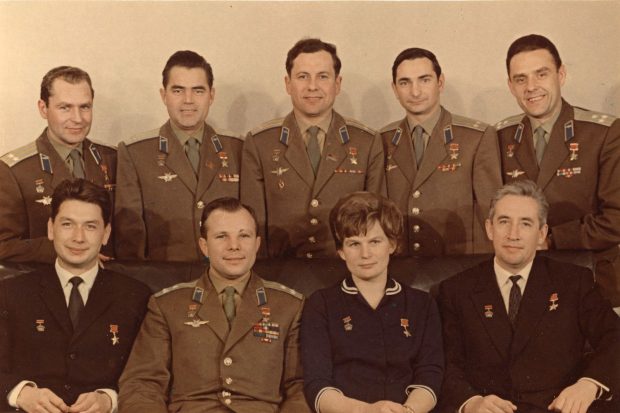 Мягкая рухлядь и орёлики Королева. Гид по выставкам декабря 11 b706f741cc782d8543ceeef9f9645057