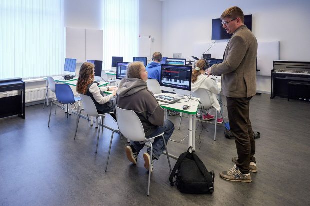 41af50d60ef41108a9a7d02d52db4c36