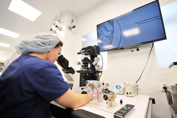 fe286921dc52bb8b7f387deb2d2c7be3