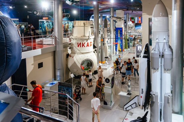 a4d40f8e10d10bf64f71959f2f74936b