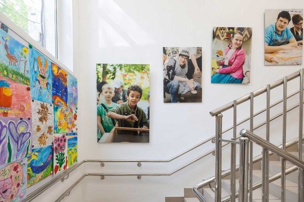 f1bf0018dab0b84ae101e30679440403