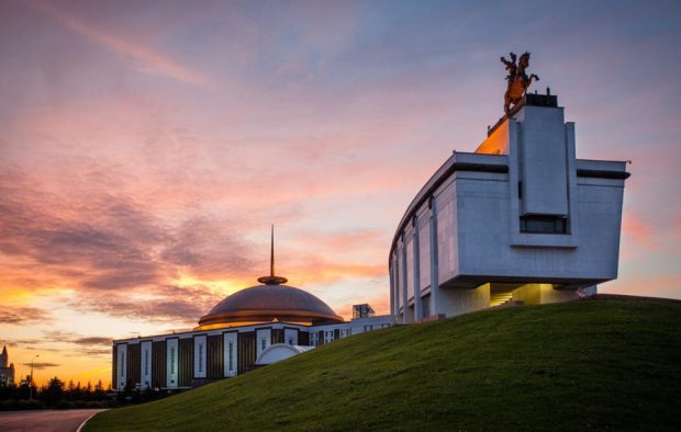 4eb13d1d41e646349c0947a9f93620d7