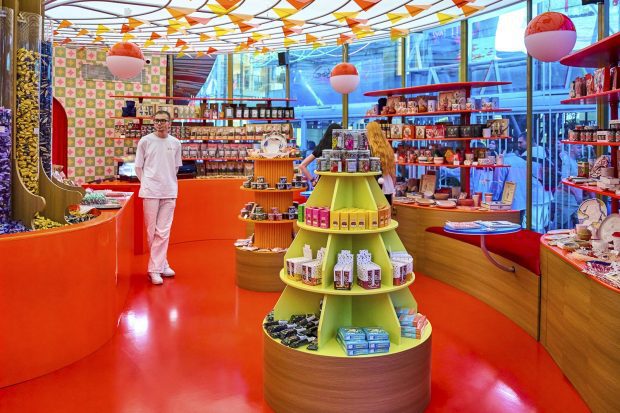 98e29eb8453f8a3427a21b43ebbf18c3