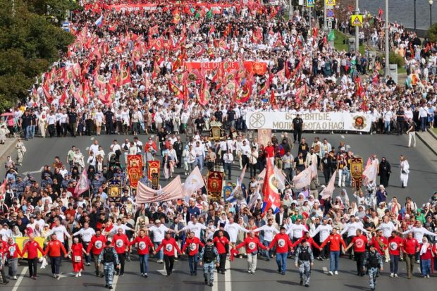 В крестном ходе в Москве поучаствовали 40 тыс. человек 1 ec3c09aa5d1f7fe6a7501582241969be