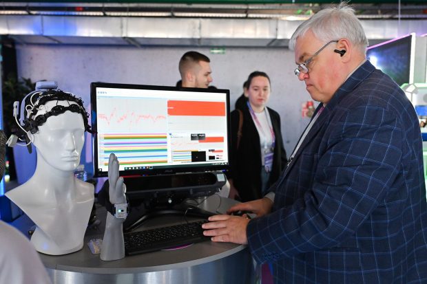 adec9fc32e050691aaa42f1d4b9f9597