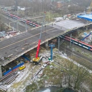 7402e59f96ed56a5e2e5ea325bc49ba3