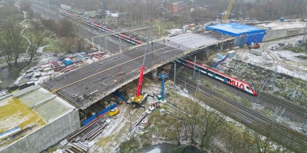 7402e59f96ed56a5e2e5ea325bc49ba3