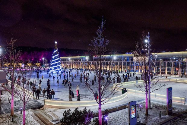 Радость Нового года и свет Рождества: Москва поздравит бойцов СВО и их семьи с зимними праздниками 9 ce9c274888d111964a37063b9e7da36f