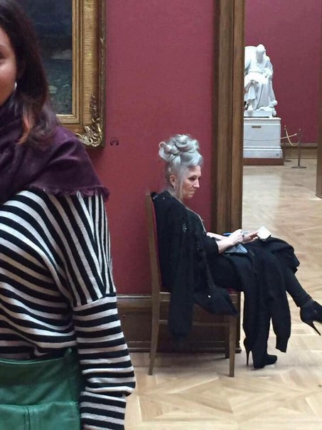 Ох уж эти смотрительницы в Третьяковской галерее!