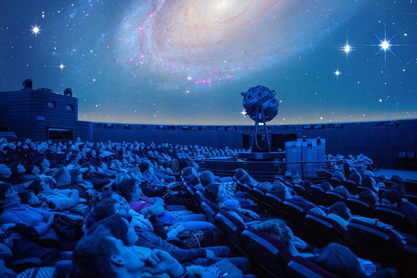 Гости Московского планетария увидят звездопад из потока Лириды. 